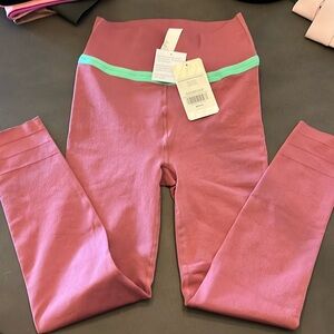 NWT Fabletics Scuptknit Leggings, Mauve, size 1X